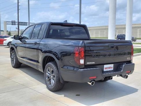 New 2026 Honda Ridgeline Sport image 2