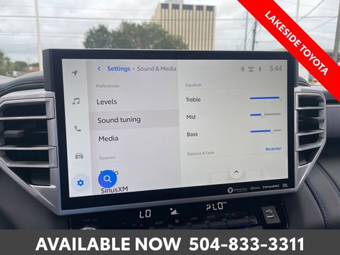 Used 2023 Toyota Tundra Platinum AWD/4WD image 36