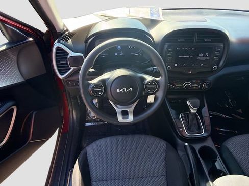 Used 2024 Kia Soul LX w/ Option Group 015 FWD image 20