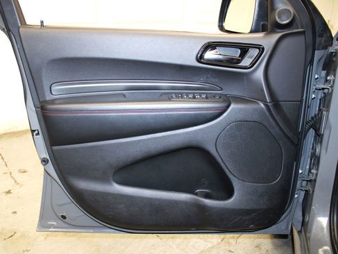 Used 2025 Dodge Durango GT image 28