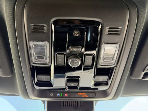 New 2026 Chevrolet Tahoe LT w/ Comfort Package AWD/4WD image 19