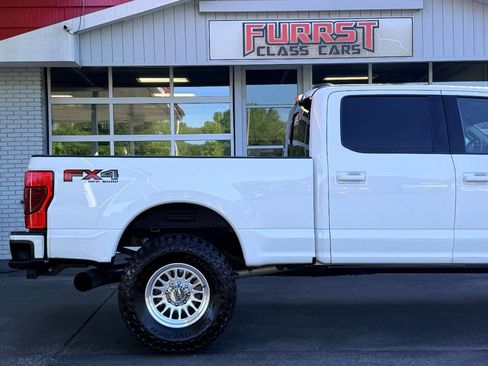 Used 2022 Ford F250 Lariat w/ Lariat Value Package AWD/4WD image 11