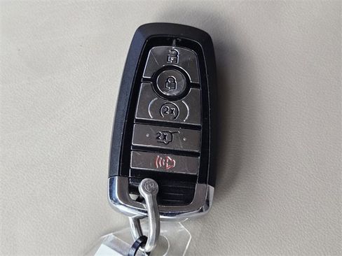 Used 2020 Lincoln Aviator Reserve w/ Equipment Group 201A image 22