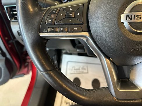 Used 2020 Nissan Sentra SV w/ Electronics Package FWD image 11