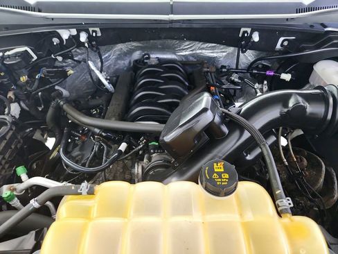 Used 2017 Ford F150 Lariat w/ Equipment Group 501A Mid AWD/4WD image 36