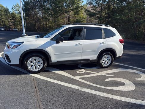 Used 2019 Subaru Forester w/ Alloy Wheel Package image 4