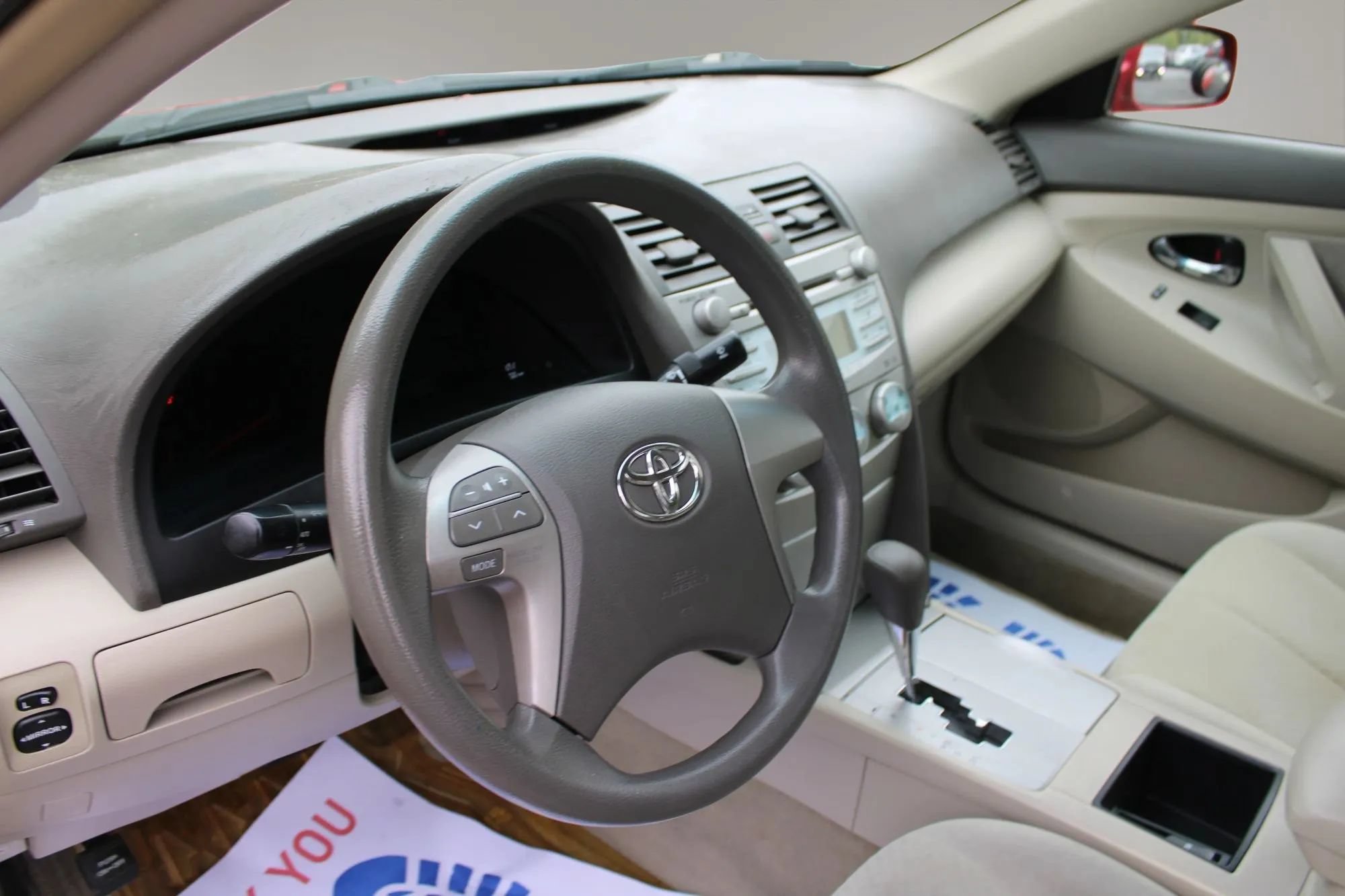Used 2009 Toyota Camry LE FWD image 14