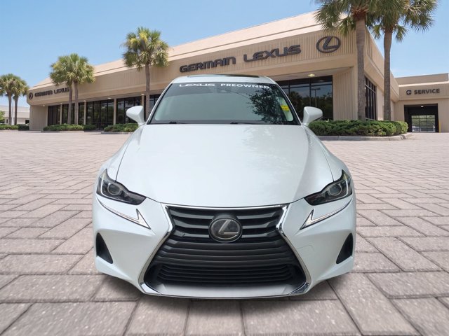 Used 2017 Lexus IS 200t RWD image 9