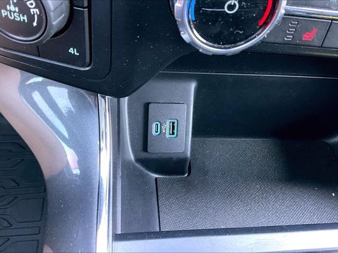 Used 2022 Ford F150 XLT w/ Equipment Group 302A High image 17