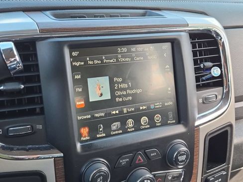 Used 2017 RAM 3500 Laramie AWD/4WD image 22