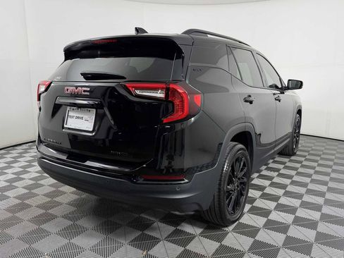 Used 2024 GMC Terrain SLT w/ Tech Package AWD/4WD image 6