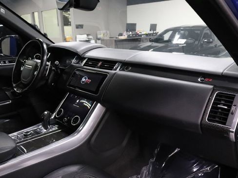 Used 2020 Land Rover Range Rover Sport SVR image 25