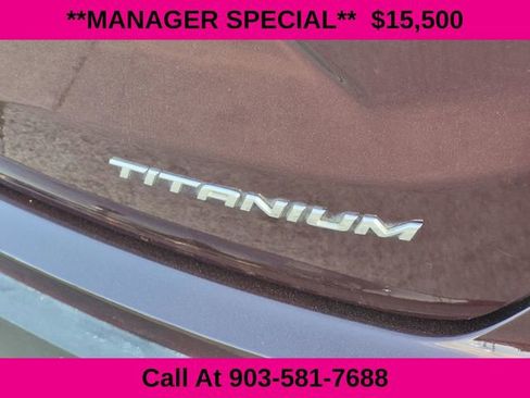 Used 2020 Ford Edge Titanium w/ Equipment Group 301A FWD image 8