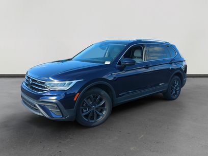 Certified 2022 Volkswagen Tiguan SE w/ Panoramic Sunroof Package
