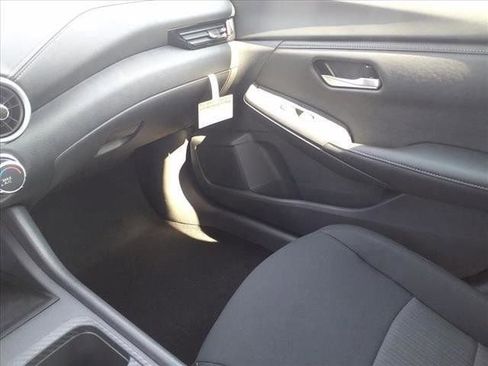 New 2025 Nissan Sentra SV image 35