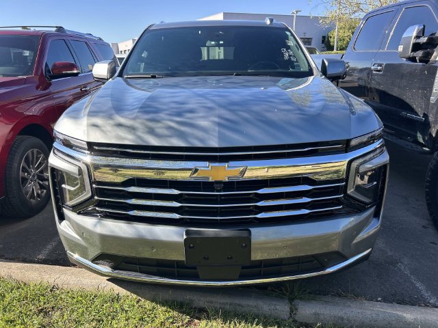 Used 2025 Chevrolet Tahoe LT AWD/4WD image 2