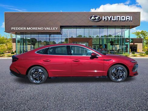 New 2026 Hyundai Sonata SEL FWD image 3