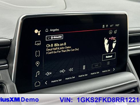 Used 2024 GMC Yukon XL SLE image 31