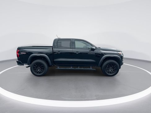 Used 2025 Chevrolet Colorado Trail Boss AWD/4WD image 10