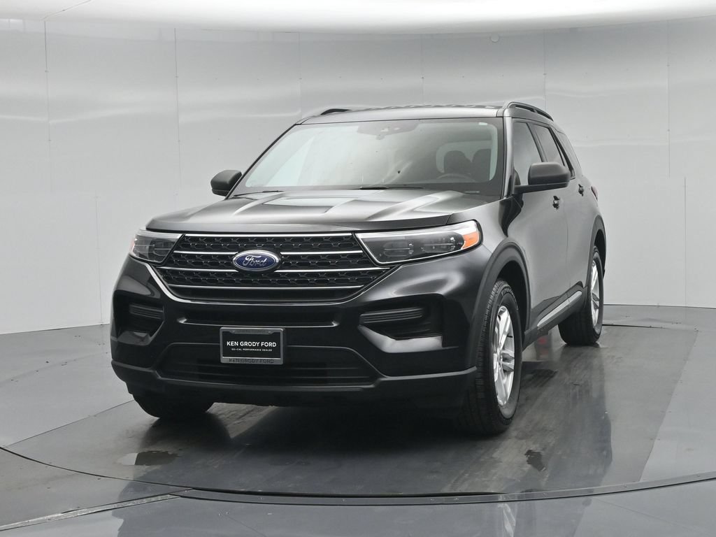 Certified 2024 Ford Explorer XLT RWD image 52