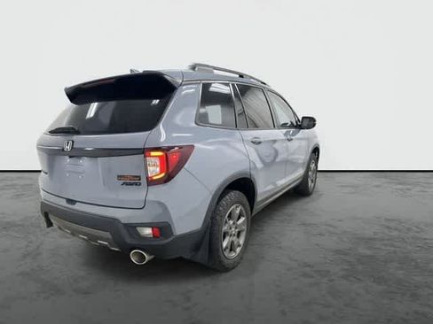 Certified 2025 Honda Passport TrailSport image 3