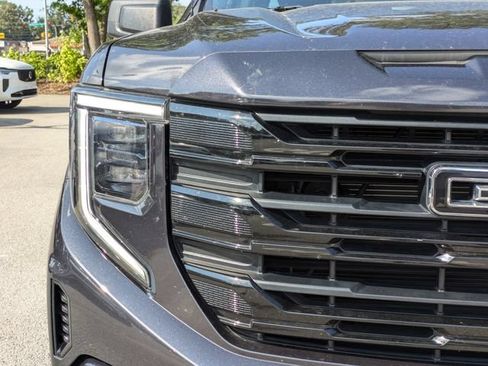 Used 2022 GMC Sierra 1500 Elevation w/ LPO, Elevation Black Package RWD image 13