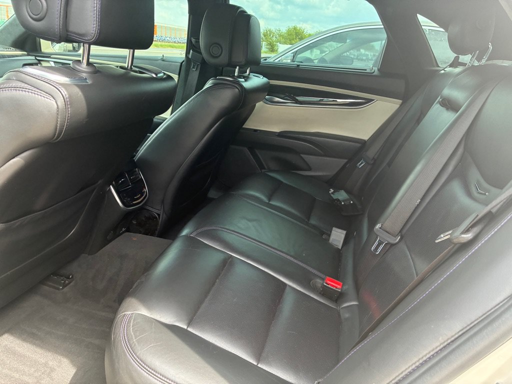 Used 2013 Cadillac XTS Platinum FWD image 26