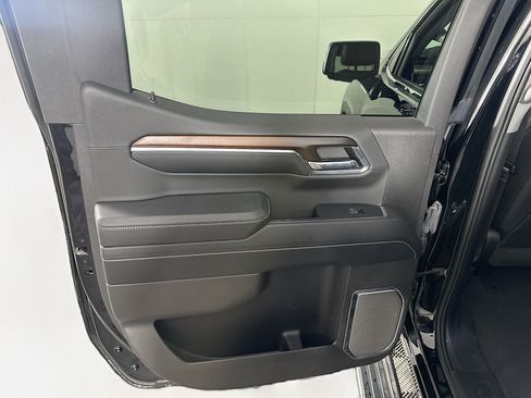 Used 2024 GMC Sierra 1500 Denali w/ Denali Reserve Package image 27