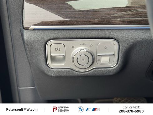 Used 2025 Mercedes-Benz GLS 450 4MATIC image 29