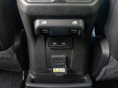 Used 2023 Jeep Wrangler Unlimited Sahara w/ Cold Weather Group AWD/4WD image 30