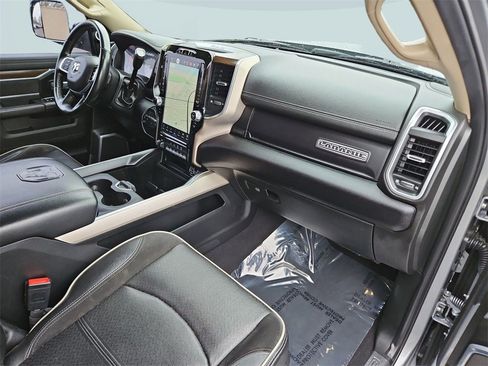 Used 2022 RAM 2500 Laramie image 29