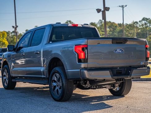 New 2025 Ford F150 Lightning Flash image 7