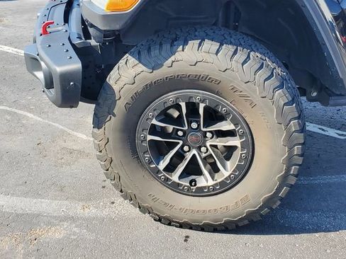 Certified 2024 Jeep Wrangler Unlimited Rubicon image 4