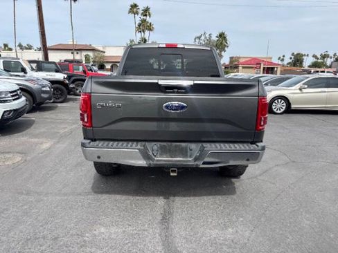 Used 2016 Ford F150 Lariat w/ Equipment Group 502A Luxury AWD/4WD image 4