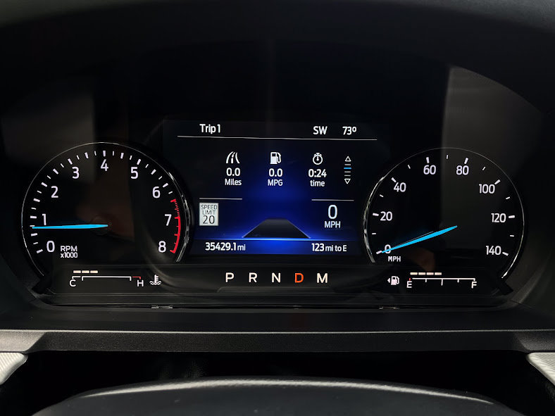 Used 2020 Ford Explorer XLT w/ Equipment Group 202A AWD/4WD image 10