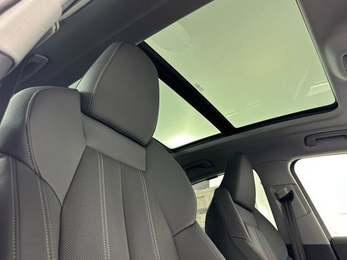 New 2025 Audi Q5 Prestige image 16