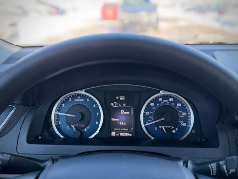 Used 2017 Toyota Camry LE image 12