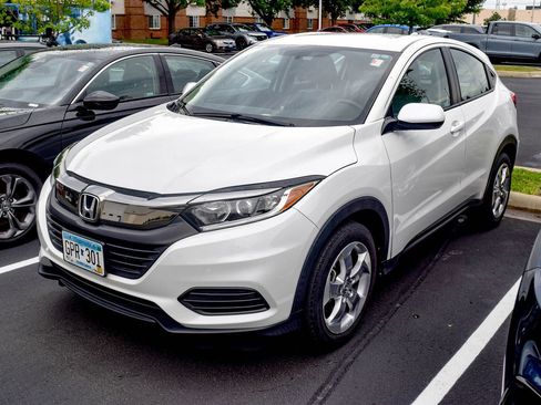Used 2021 Honda HR-V LX image 1