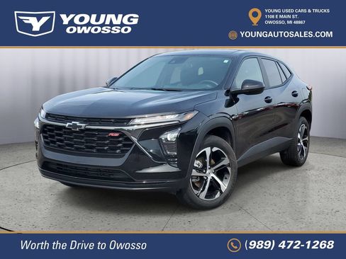 Used 2024 Chevrolet Trax RS FWD image 1