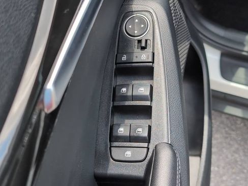 Used 2023 Kia Seltos S AWD/4WD image 16