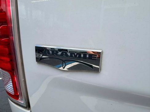 Used 2017 RAM 3500 Laramie w/ Convenience Group AWD/4WD image 11