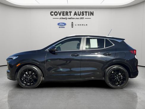 Used 2025 Buick Encore GX Sport Touring w/ Experience Buick Package image 2