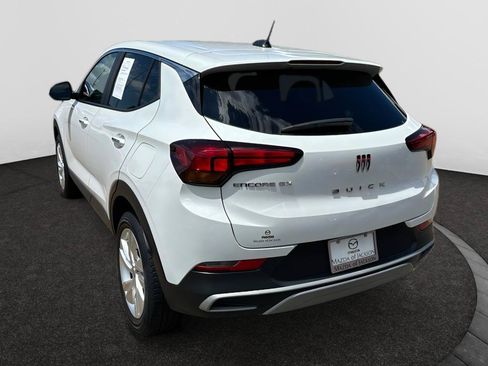 Used 2025 Buick Encore GX Preferred FWD image 3