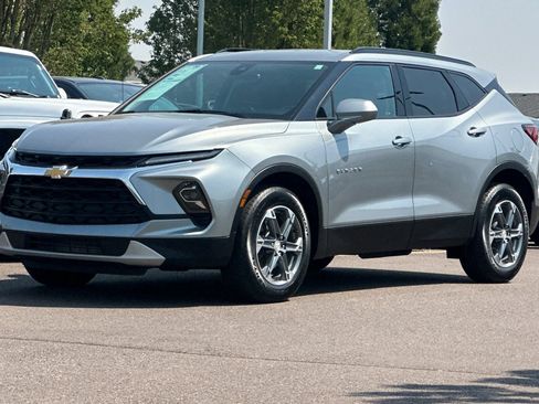 Used 2024 Chevrolet Blazer LT w/ Convenience Package AWD/4WD image 8