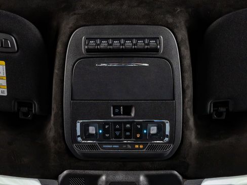 Used 2023 Ford F250 Platinum image 29