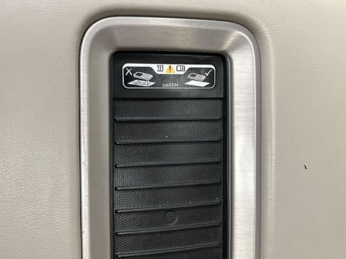Used 2020 GMC Yukon Denali w/ Denali Ultimate Package AWD/4WD image 28