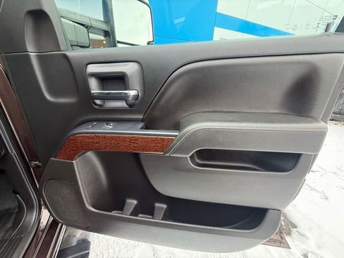 Used 2016 GMC Sierra 3500 SLE w/ SLE Preferred Package image 19