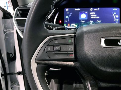 Used 2022 Jeep Grand Cherokee Limited 4xe image 11