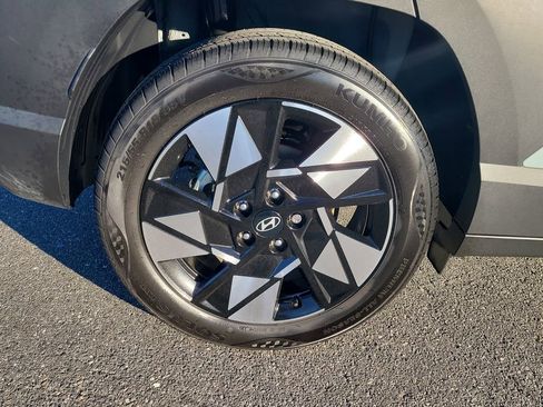 Used 2024 Hyundai Kona SEL image 5