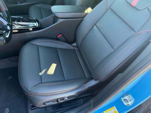 New 2026 Chevrolet Trax RS w/ Driver Confidence Package image 21